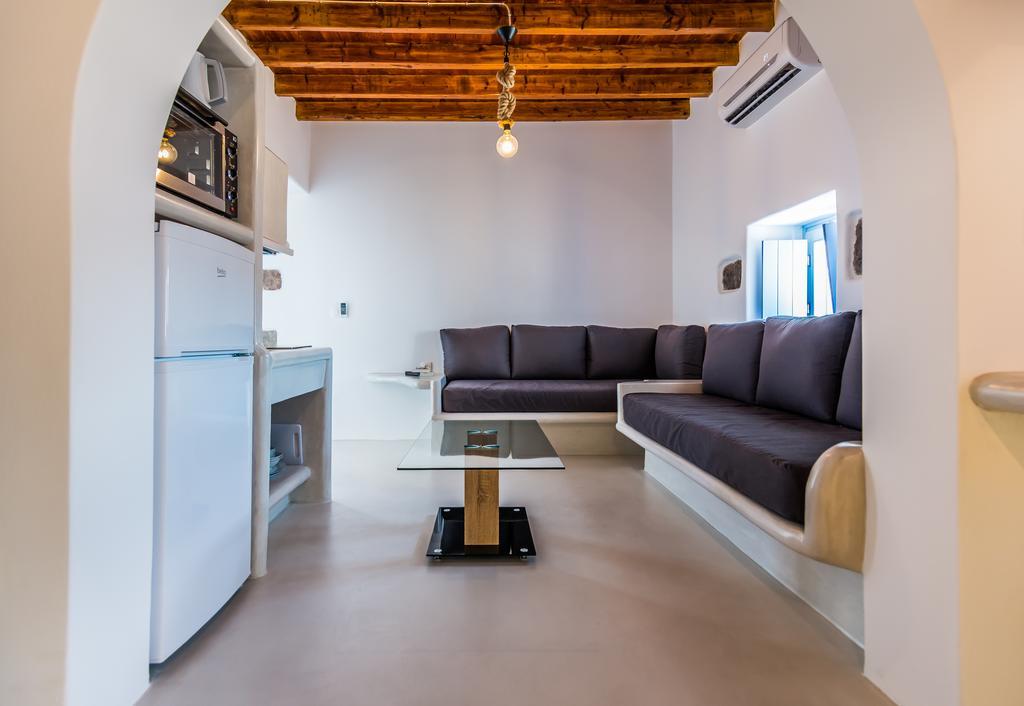 Plaka Suites Esterno foto